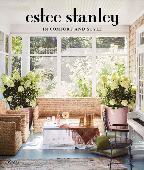 Imagen de IN COMFORT AND STYLE