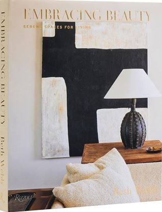 Imagen de EMBRACING BEAUTY. SERENE SPACES