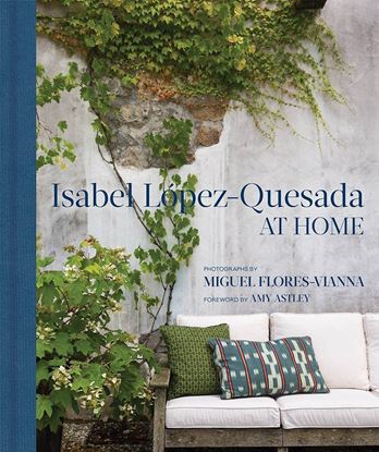 Imagen de AT HOME: ISABEL LOPEZ-QUESADA